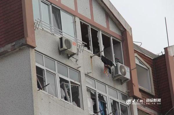 突發(fā)！青島一居民樓發(fā)生爆燃！已造1人死亡，7人受傷！3公里外有震感…
